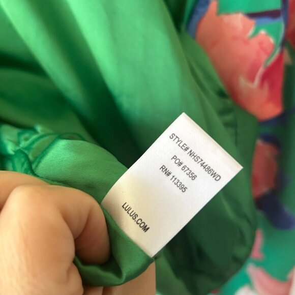 Lulus Long Sleeve Romper Womens Medium Floral V-neck Back Rear Zip Vacay - Picture 7 of 8